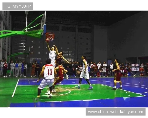 昭通市春季职工足球赛开赛，13支代表队角逐桂冠