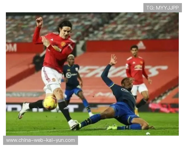 “传统强队的适应性挣扎：控球率优势难破密集防守困境”